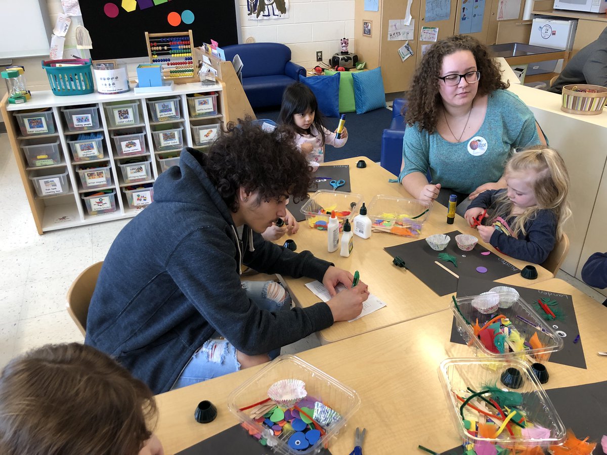 jzastral's tweet photo. Pemberton students teaching small group lessons at Early Childhood Center. @ms_trossbach @MsKerzetski @pececpandas #pembertoninnovates @pembsuper https://t.co/wGtQ9OtJMG