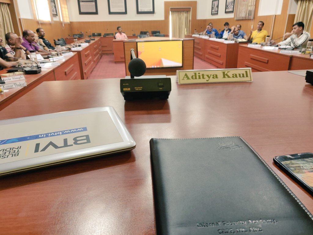 AdityaRajKaul's tweet image. Had a wonderful opportunity to address officers of the @crpfindia on information warfare, conflict and media at the Internal Security Academy in Mount Abu, Rajasthan. Not an easy task to return to the class. That too not as a student. Great interactive session with the finest.