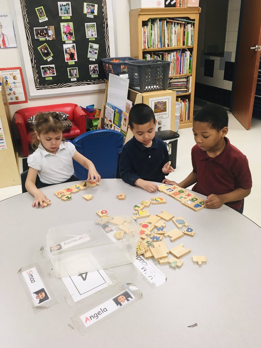 AustinTylerISD's tweet photo. EVERYDAY is a letter/sound recognition type of day in Mrs. Carston’s HEADSTART class at T.J. Austin Elementary. #HeadstartRocks @PhDDavisj https://t.co/42QDEBK1AS