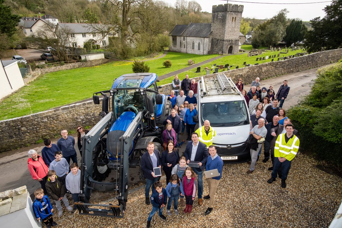 llancarfan's tweet photo. First photos from the official launch with @WeAreOpenreach @AlunCairns and the community of #Llancarfan . #Ultrafast #FTTP #Broadband here we come! Keep an eye out in the media this week! #CFP https://t.co/CjadslUgoC