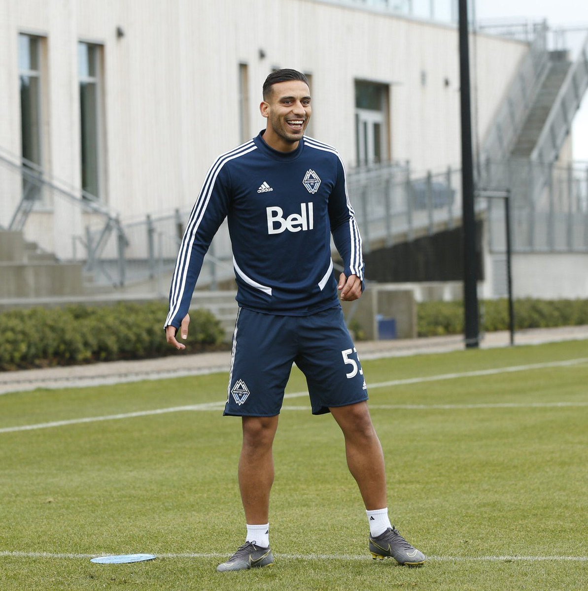 Ali Adnan tweet media