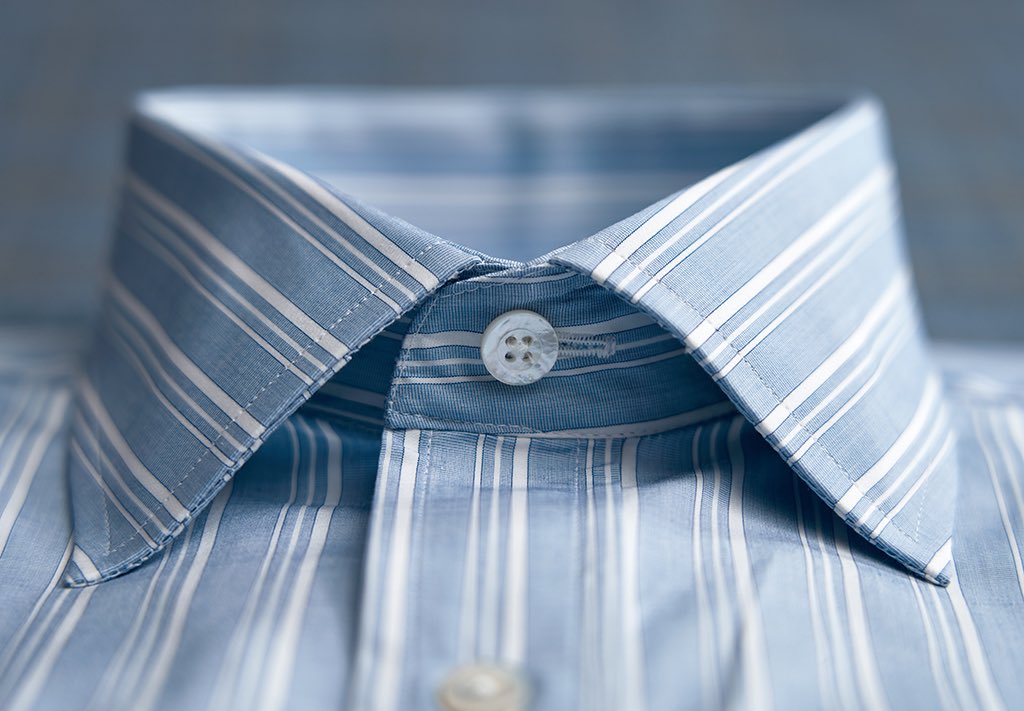 Authentic mother-of-pearl buttons give the perfect finishing touch to a luxurious looking shirt. Quality is in the details.