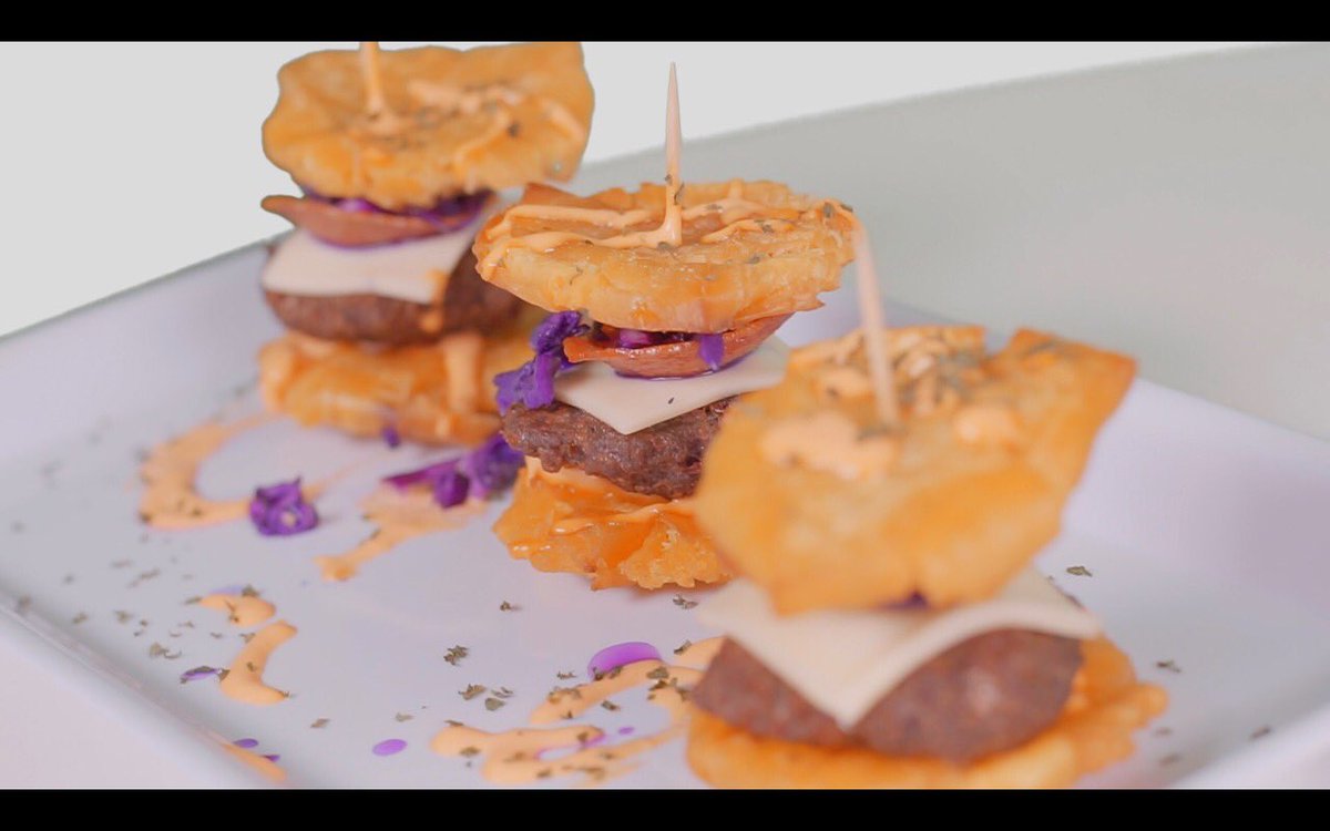 sico_don's tweet photo. La Especialidad de la Casa,Ven y Pruebalos desde este Fin De Semana,Cual Te GustarΓa Probar de Platano o Pana?? #elburen #puertorico #comida #donsico #sliders #sliderstation #sabanagrande https://t.co/qYEekKn790