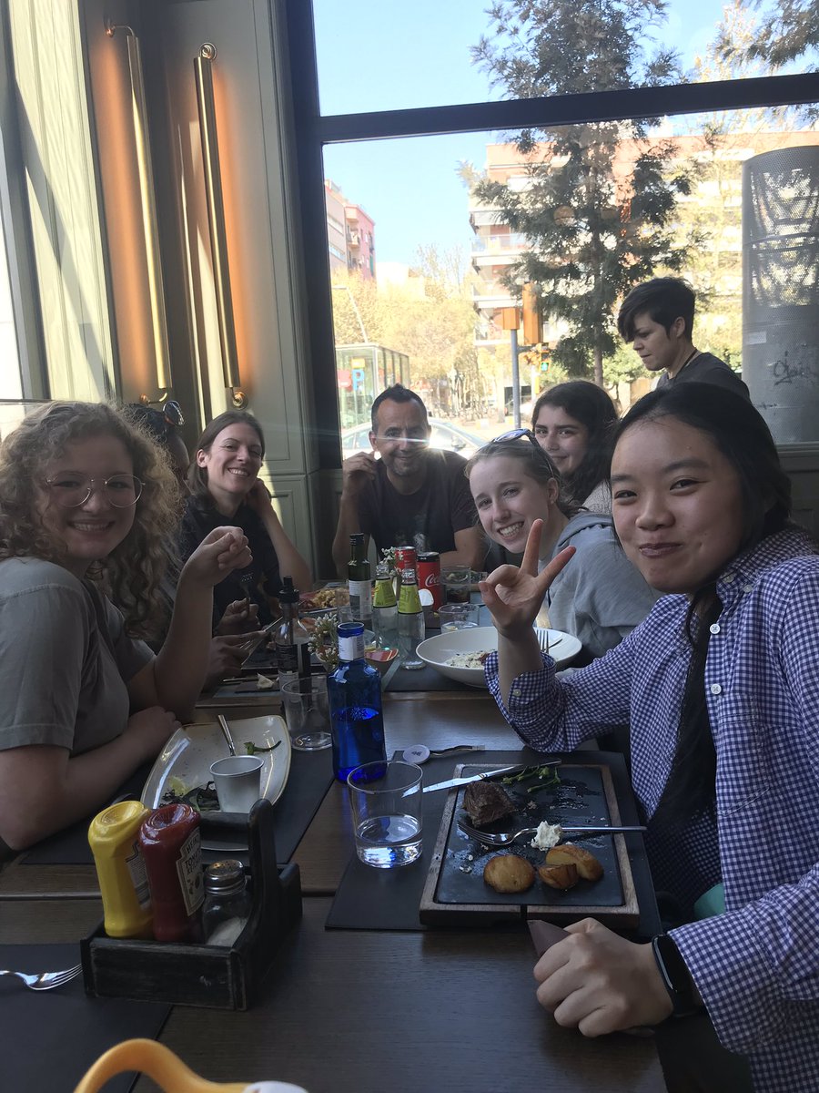 HBSpain's tweet photo. More at lunch! Krist finally got her ice. #fanta... #socostyle https://t.co/6vEISaQCYF