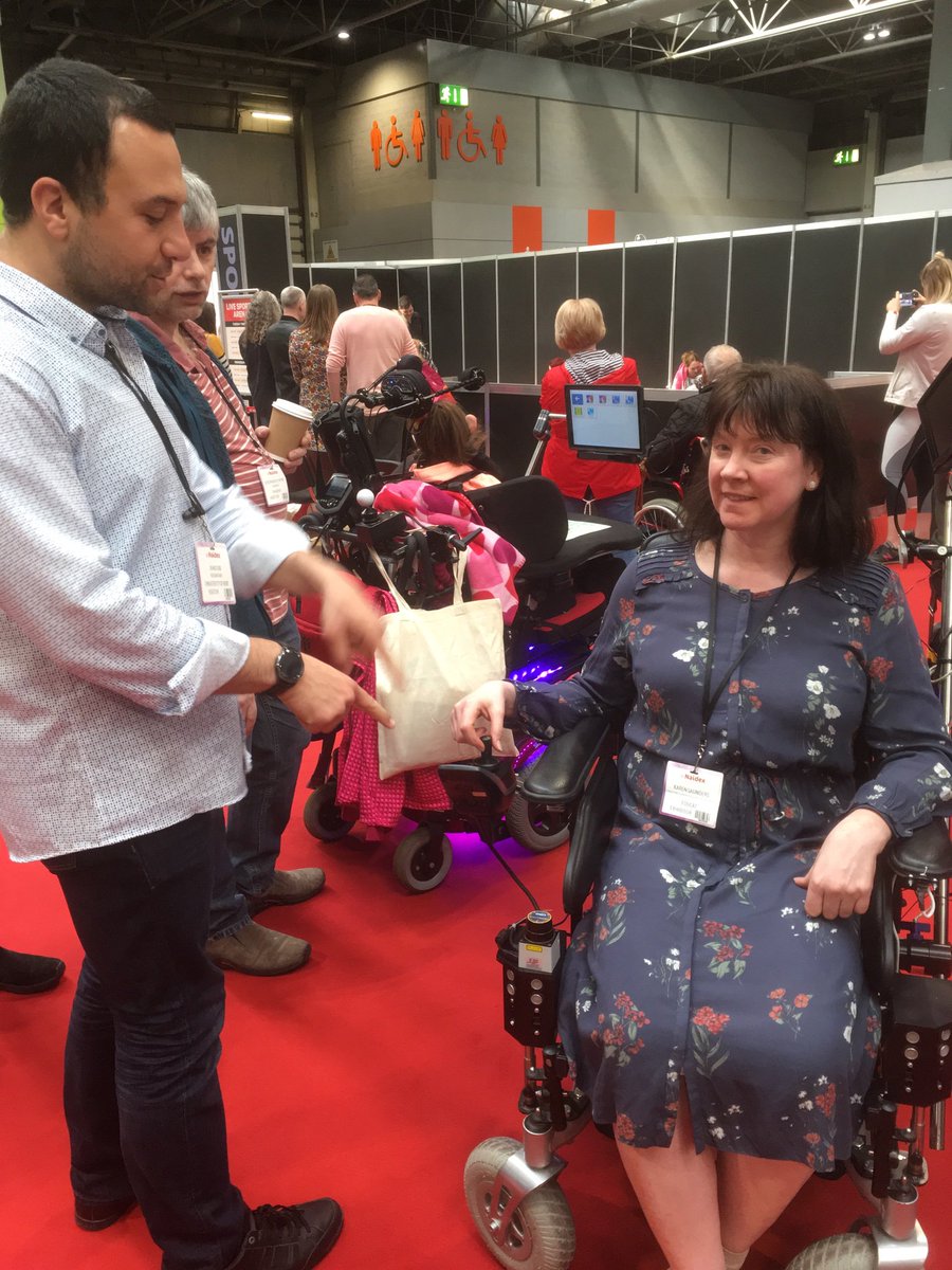 K_neurorobotics's tweet image. Talking about #ADAPTproject @NaidexShow @NicolasRagot2 @EKHUFT_Research @EKHUFT #Naidex45