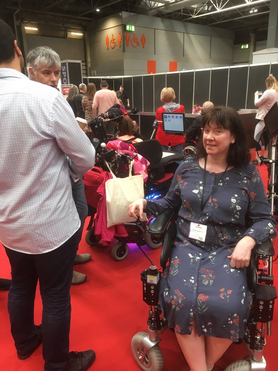 K_neurorobotics's tweet image. Talking about #ADAPTproject @NaidexShow @NicolasRagot2 @EKHUFT_Research @EKHUFT #Naidex45