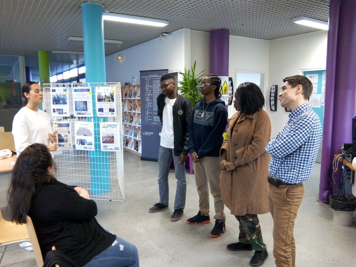 CcilDipro's tweet photo. Hier soir, 4 lycéens de #JVD sont venus au #LPOBraque @0950666h pour parler de leur passion pour l'atelier #Grainesdorateurs qui a lieu tous les 15 jours dans leur lycée et qu'ils animent. Ils souhaitent que des lycéens de Braque se joignent à eux. @CdiGBraque https://t.co/HFNQGh9ay7