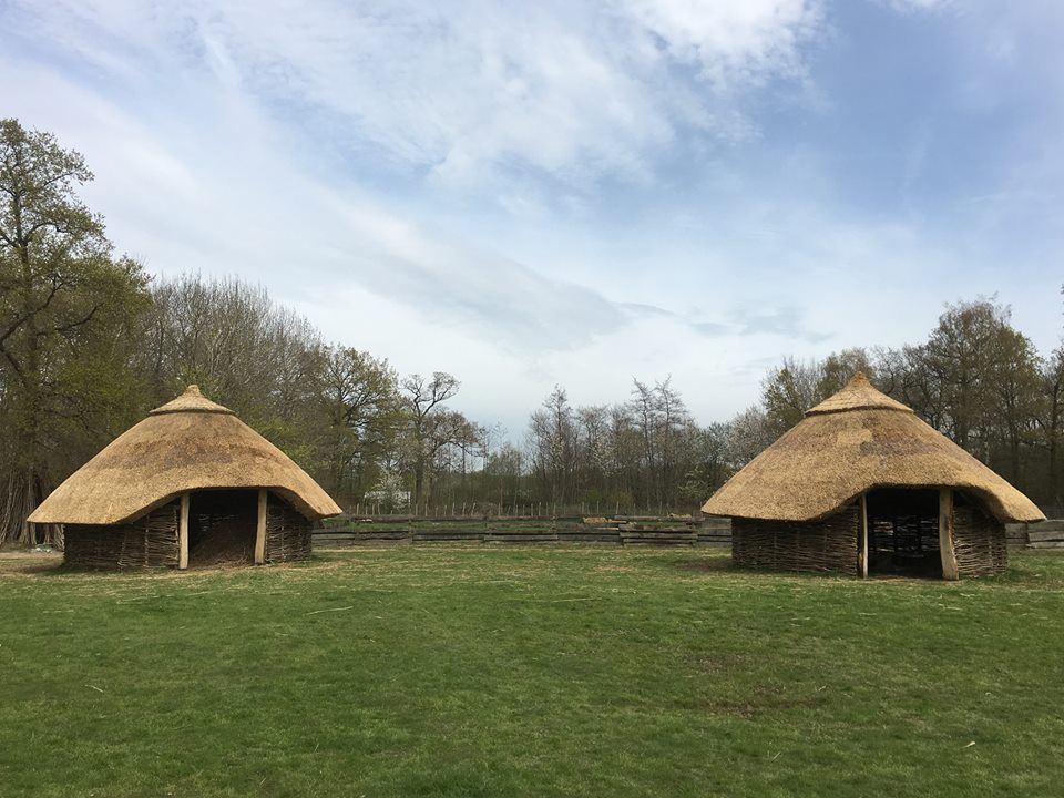 VisitHertsUK's tweet photo. Live like a local and discover hidden gems and secret locations in Hertfordshire. Alongside impressive cathedrals, historic houses and rolling countryside, there are all sorts of smaller hidden gems across the county https://t.co/XYjO6JFRjj https://t.co/LDPGAHyzN6