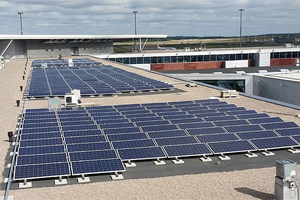 .<a href="/Finavia/">Finavia</a> revises its goals – all airports to be carbon neutral this year &amp; other news in today's Aviation Express - mailchi.mp/514b40a1d853/a…