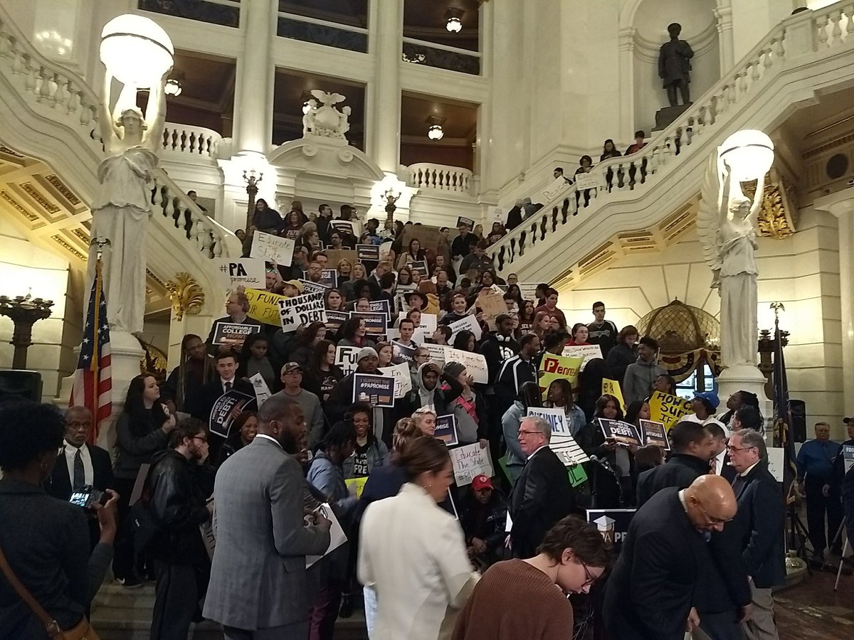 Filling up the rotunda for tuition free higher ed