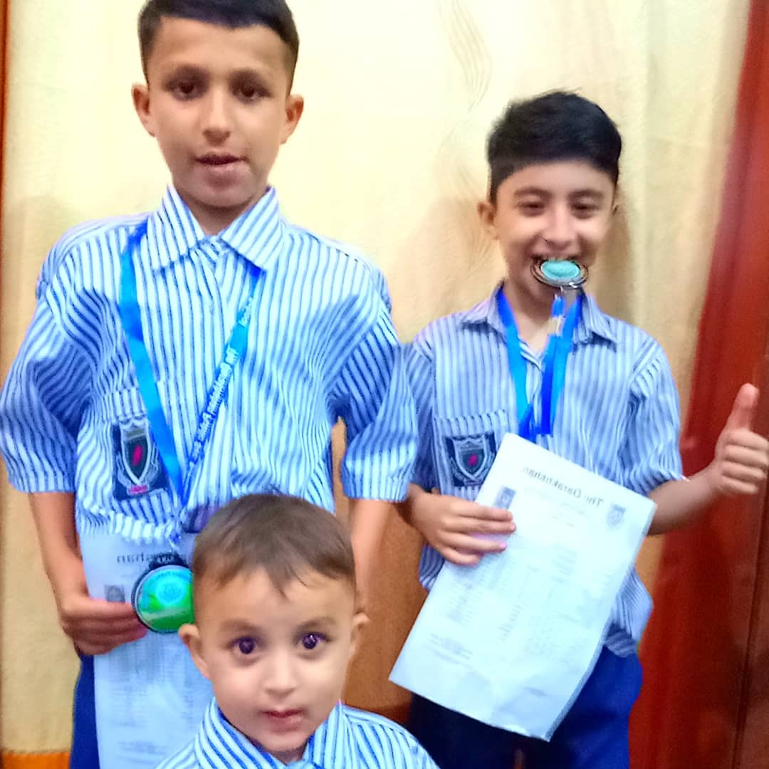 PyaryAfzal7's tweet photo. 💓AlhamduliLLAH💓 My Nephew #Mohsin_khan won the #first_position in the annual examination 2019 - the Darkhshaa public School Keamari 🇵🇰
and Very good pass Yaseen khan Mashallah💓 https://t.co/1aqqECqF1U