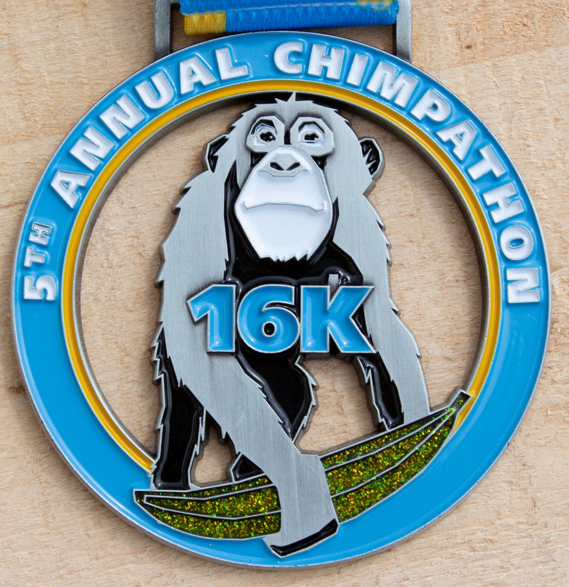 chimpathon16k's tweet photo. The finisher's medals have arrived! Earn one by signing up for Chimpathon 16k, taking place on April 14! 
Can't make it to the sanctuary? Earn 1 by signing up for the virtual race!
https://t.co/LIpEs7rJ63

#racemedal #finishersmedal #chimp #16k #marathon #finishline #race #runner https://t.co/ggCXUSFqY4