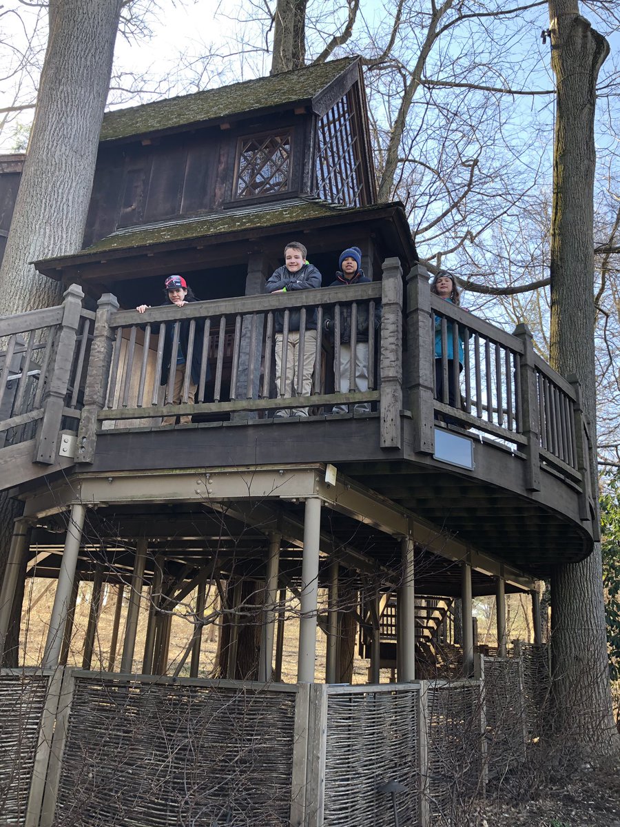 RiseSkyline's tweet photo. What a perfect day to go to @longwoodgardens #venusflytrap #treehouse @TheTreehouseMan @SkylineJaguars #SkylinePride #sunshine https://t.co/7ibCo7Sa5i