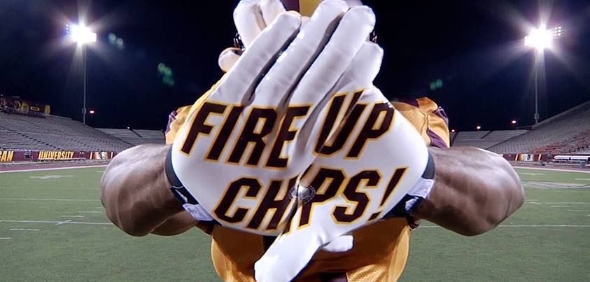alexvansumeren's tweet photo. I’m blessed to announce that I received a scholarship offer from Central Michigan University. @CoachMcElwain @CMU_Football @Coach_Hinds @jasonjohnson_p @AllenTrieu @TheD_Zone @JoshHelmholdt #FireupChips https://t.co/MK5mxoCzRm
