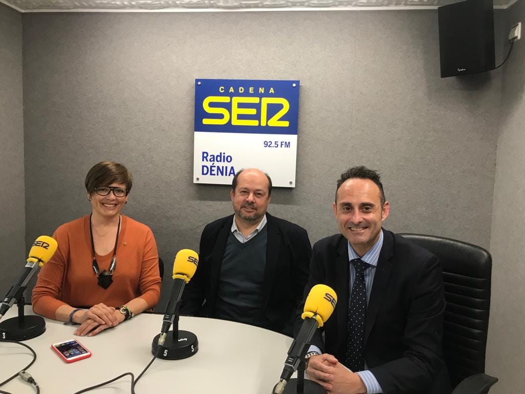 SeniorTalentES's tweet photo. Hoy, a las 20:00 en el club náutico de Dénia, conferencia de SENIOR TALENT: ¿Hay trabajo después de los 50? https://t.co/ASzzcT7E4i