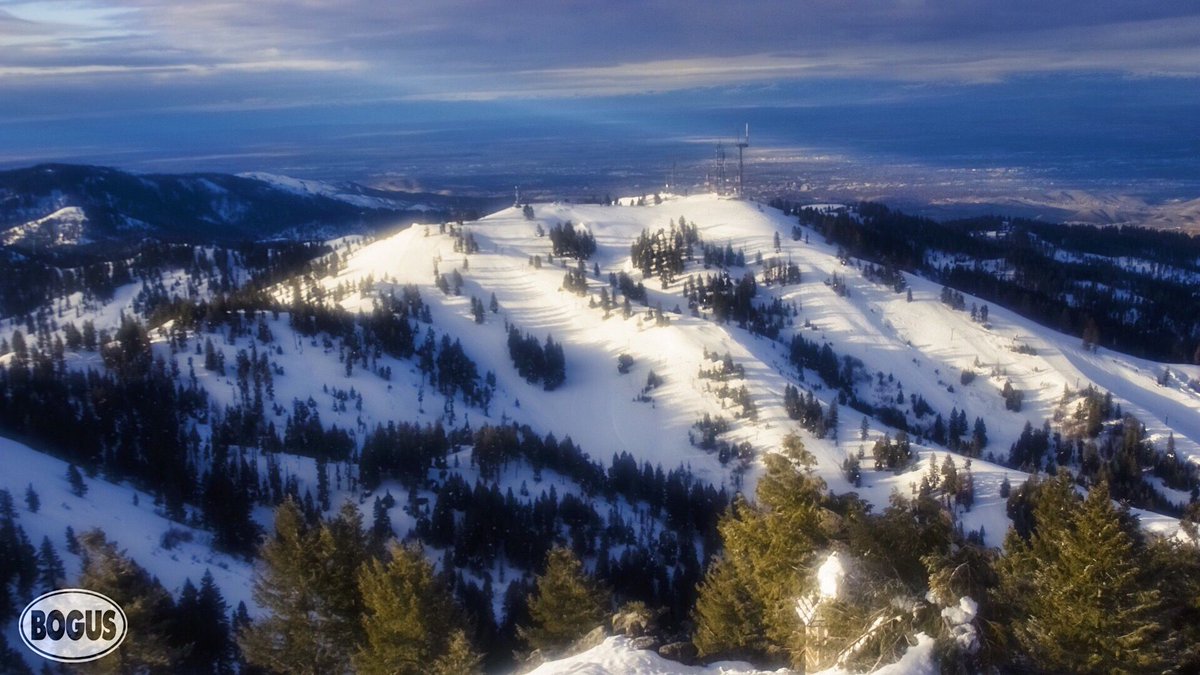 “Do what you can with all you have, wherever you are.” – Theodore Roosevelt. Image captured <a href="/bogusbasin/">Bogus Basin Mountain Recreation Area</a> with our onsite #LiveCamera product #Violet. Find out how you can #ShareYourPlace with #Prism at prismcam.com. #ClientSpotlight #BogusBasin #Idaho #FreshLocalFun