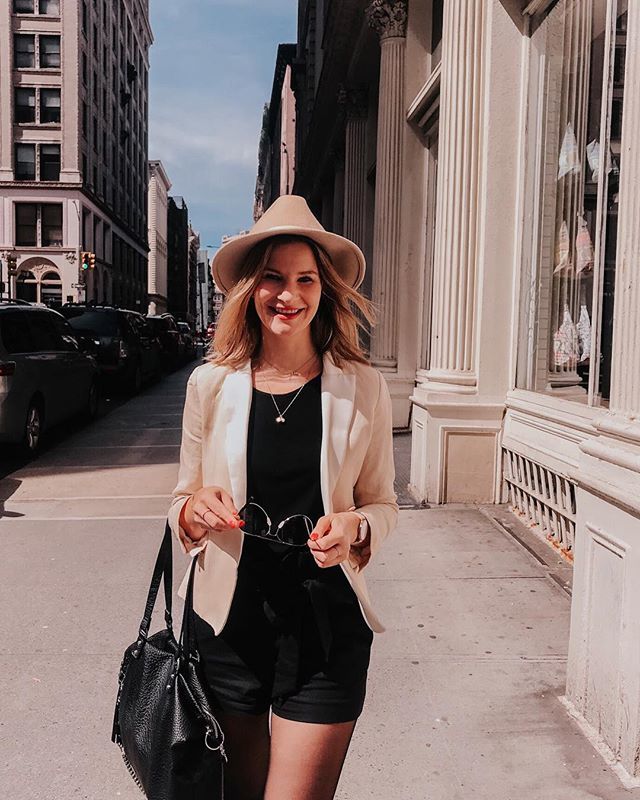 Who do you need to become in order to achieve what you want? ⠀
⠀
I can’t stop thinking about this question. ⠀
⠀
Deep down I know I’m ready.⠀
⠀
But I’m also scared.⠀
⠀
See, for the longest time, I’ve been collecting evidence of the things that are… ift.tt/2UeSEgg