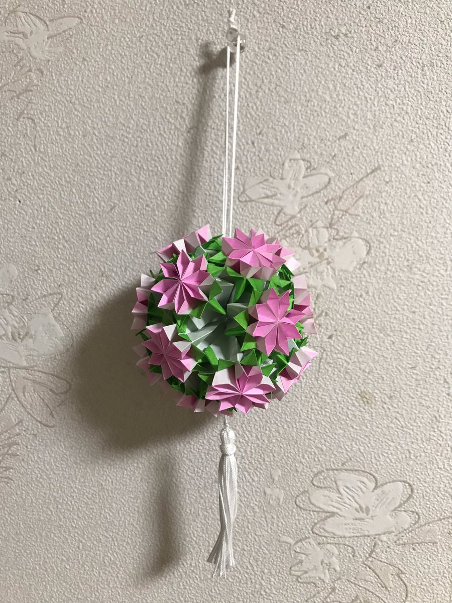 S 八重咲きのくす玉 桜っぽい 折り紙 折り紙作品 Origami サクラ