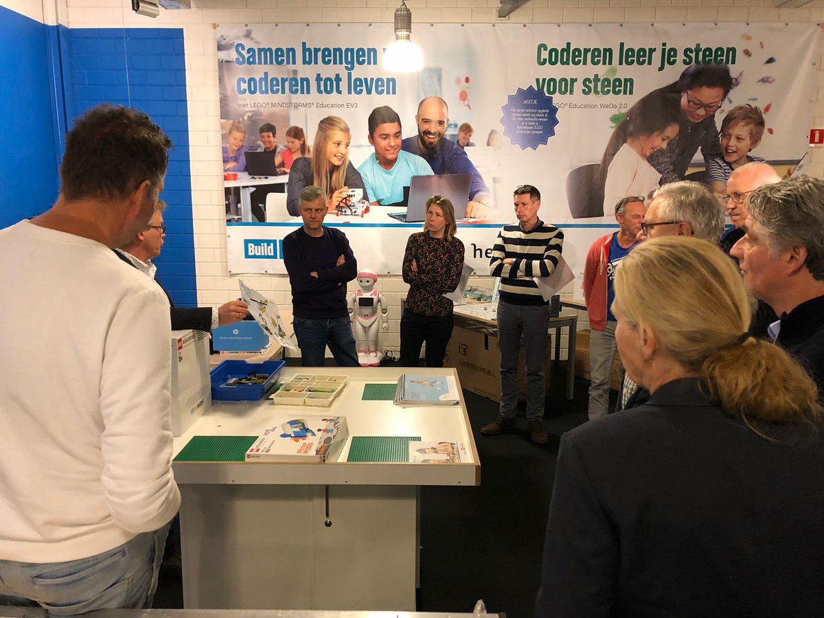 Directeurenoverleg op locatie <a href="/HeutinkPO/">Heutink PO</a> . #inspiratie #andersvergaderen #plezier #ambion