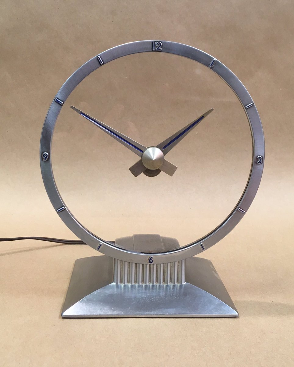 RushAntiques's tweet photo. Feeling mysterious? Set the mood with this Jefferson Mystery Clock, circa 1950s. #antique #antiqueclocks #antiques #antiqueshop #antiqueshopping #clock #clockshop https://t.co/Zbwx5xflBy