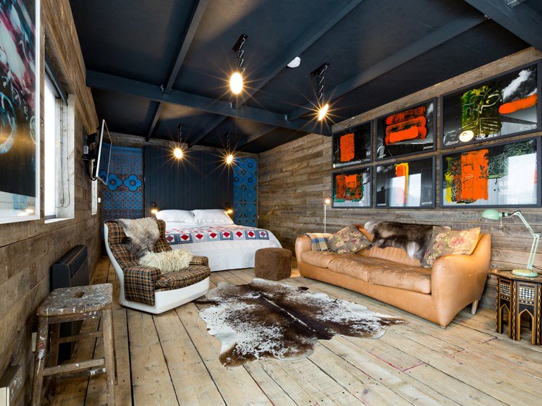 Enjoy a weekend browsing the antique shops of Rye and discovering the Sussex coast at the retro Cabin By The River 👇
bramleyandteal.co.uk/cottages/cabin…