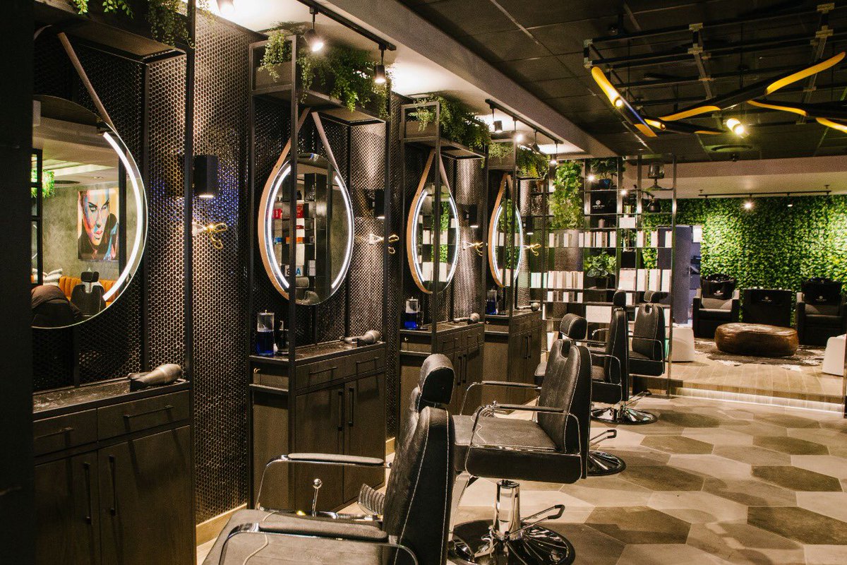 MoziakAfrica's tweet photo. Male grooming is on the rise and it's smart business that the Rockets brand has branched into the male grooming space! Here's insight into the newly launched #RocketsMan - https://t.co/rCdvKdyFke
#MoziakAfrica #MaleGrooming https://t.co/C8kAmiiyAV