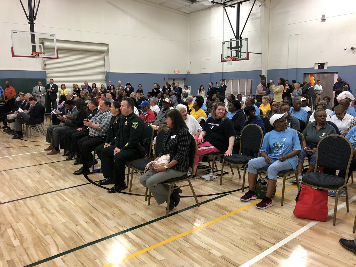 OrangeCoSheriff's tweet photo. We are proud to be at the Ribbon-Cutting Ceremony of the remodeled @WayneDenschYMCA. #makingadifference #ymcacf #forabetterus
#ymcacentralflorida https://t.co/1PmbAHJFwO
