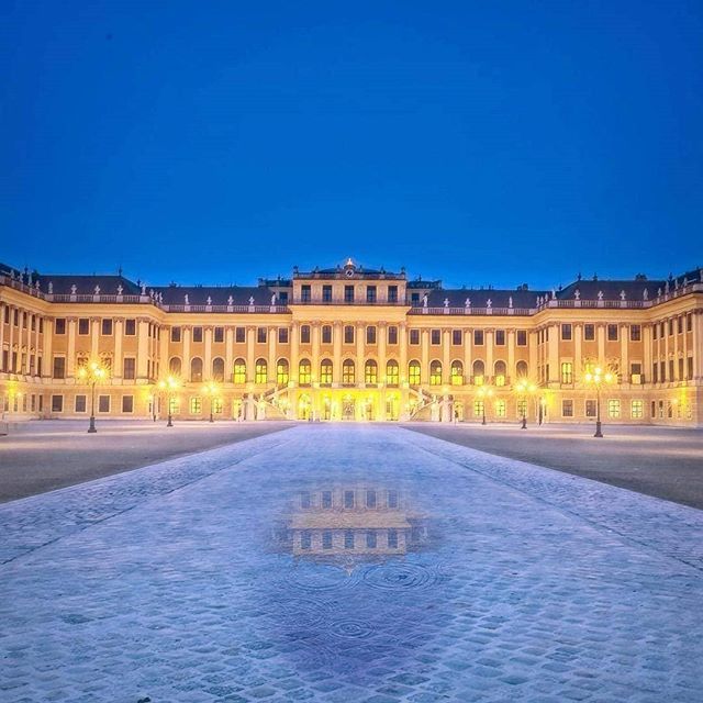 ViennaInside's tweet image. Vor dieser traumhaften Kulisse könnt ihr am 5. und 6.Juli das Musical Elisabeth als Open Air genießen💞 #ViennaInside #Insider #Tipp #Wien #Vienna #elisabethdasmusical ift.tt/2FFyjIU