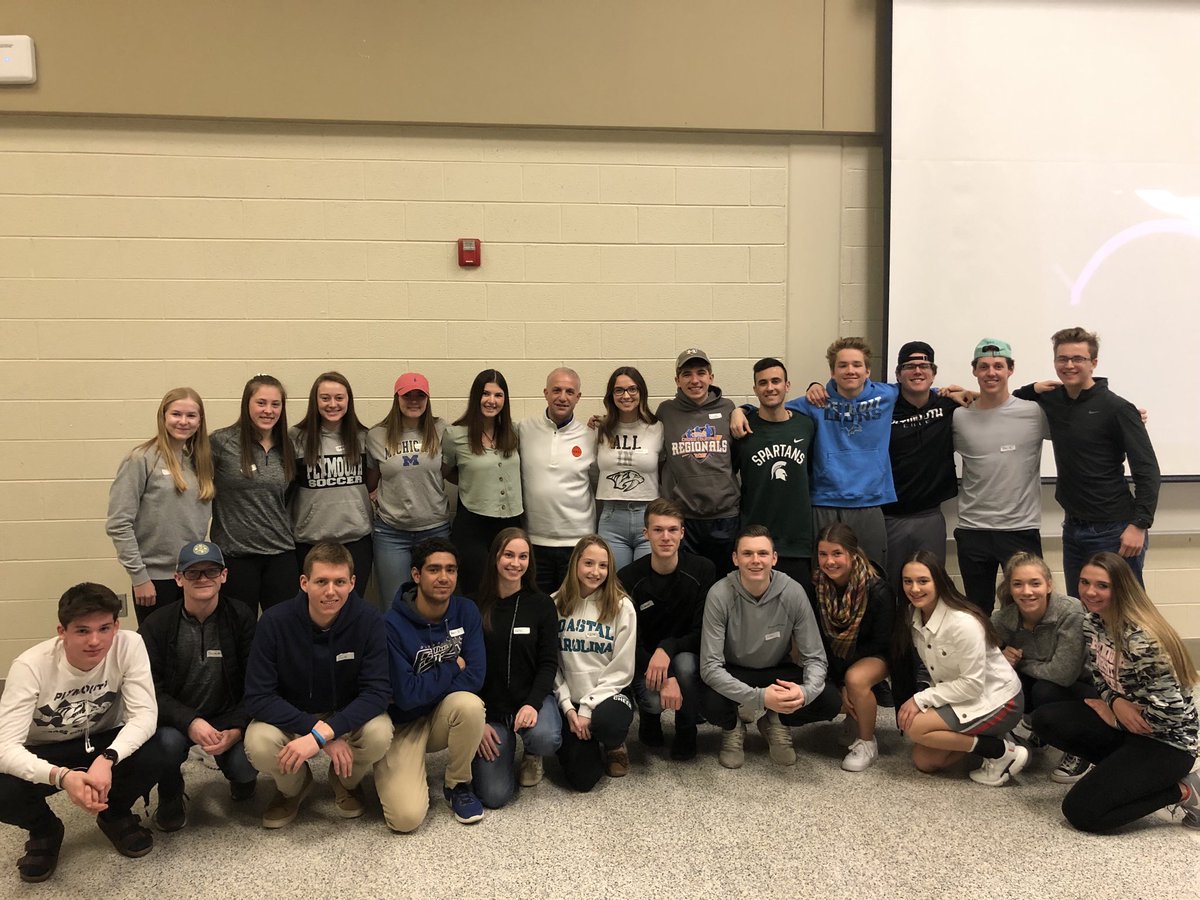 Great spending the morning at Plymouth High School ⁦<a href="/caats4cats/">CAATS4CATS</a>⁩ Strong culture #elitejourney #leaders