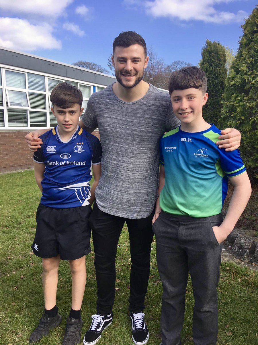 MaristAthlone's tweet photo. Great reward for our winning U14 team, a visit from Leinster and Ireland player @henshawrob. Thanks to Robbie for the inspiring words, as our team progress to the Connacht A League final. Final score Marist College 29 St. Gerald’s 7

@westmeathindo @MidlandsSport @connachtrugby https://t.co/q1pI2kCh5x
