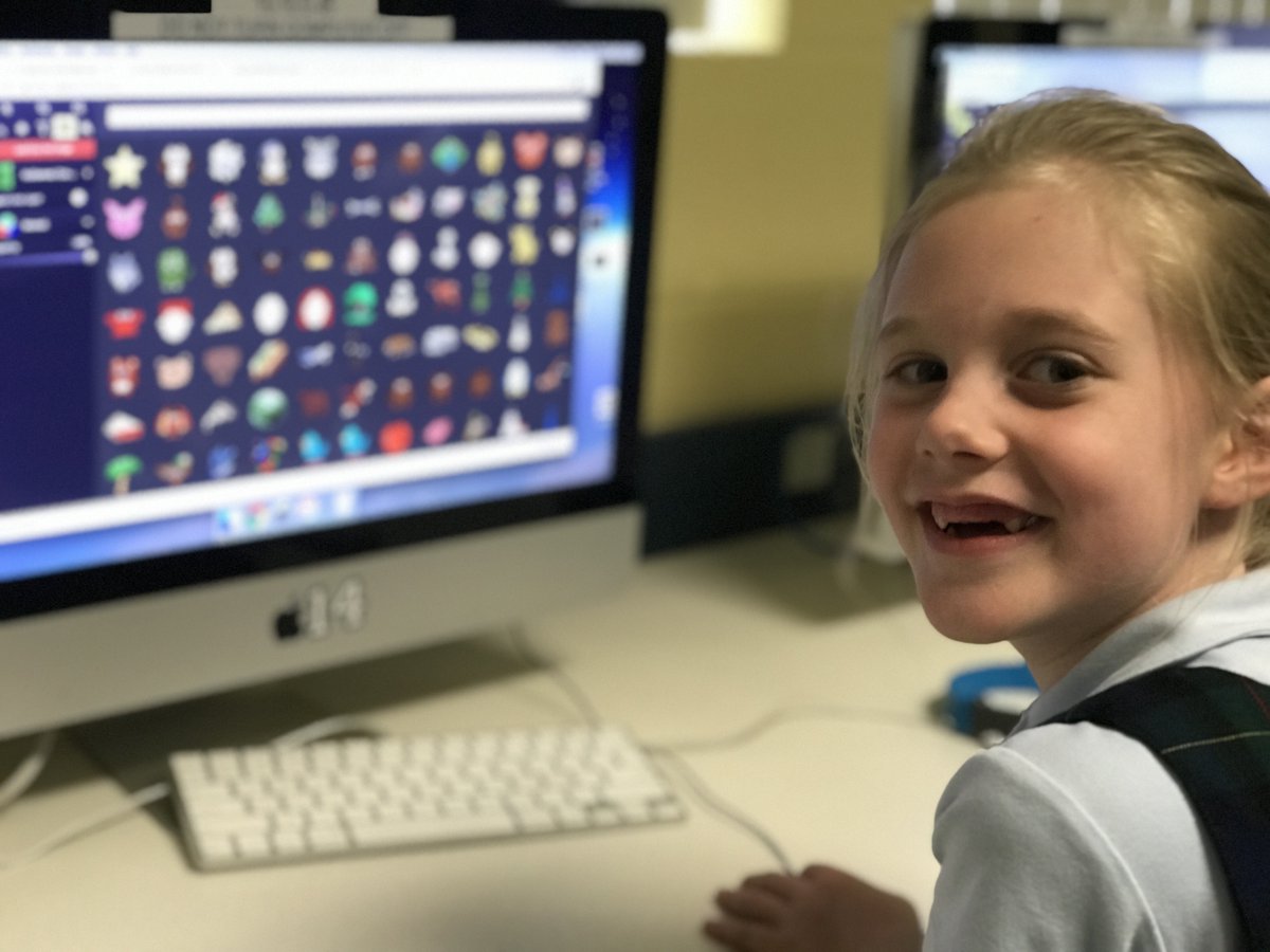 SJDSTXK's tweet photo. TechKNOW Tuesday's afterschool session allowed students to evaluate new digital tools and develop a design to publish and present content that customizes the message and medium for their intended audience. #ISTE https://t.co/yZMsgYiBHI
