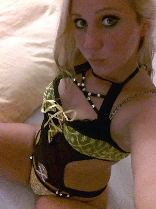 Hi meine Lieben .... Ich w&uuml;nsche euch einen tollen Mittwoch 😛😛😛  https://t.co/mOTREPaRXP   #camgirl #telefonsex<a href="/tag/blond"class="tags"><span>#blond</span></a><a href="/tag/hot"class="tags"><span>#hot</span></a><a href="/tag/online"class="tags"><span>#online</span></a><a href="/tag/camgirl"class="tags"><span>#camgirl</span></a><a href="/tag/dirtytalk"class="tags"><span>#dirtytalk</span></a><a href="/tag/livecam"class="tags"><span>#livecam</span></a>
