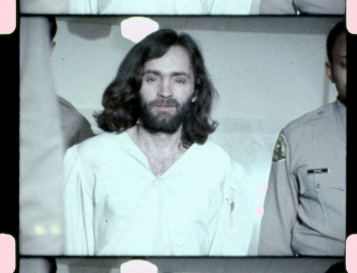 Plongez au cœur des archives secrètes de Manson sur <a href="/myCANAL/">myCANAL</a> 

Rappel des faits 🔍👉 bit.ly/MansonLesArchi…
Le documentaire exclusif 📺 👉Dimanche 31.03 à 21h sur <a href="/PlanetePlusCI/">PLANÈTE+ CI</a>
