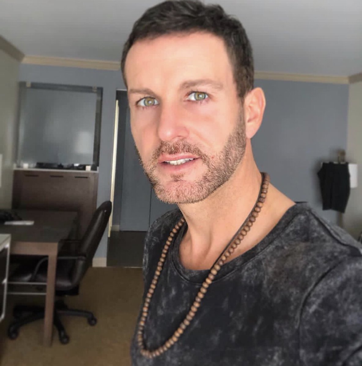 AxelOficial's tweet photo. #BuenDía #BuenMiércoles #GoodMorning ☀️#GoodMorningEveryone https://t.co/lqcHG85AHm