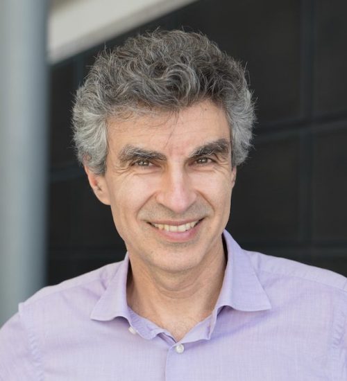Canadian Professor Yoshua Bengio @UMontreal has won the prestigious #ACMTuringAward (The Nobel Prize of Computing) for his work in #DeepLearning. He is a leading expert in AI and previously received the Order of Canada 🇨🇦. He shares this award with two of his fellow #Brainiacs