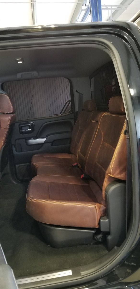Seats from the baddest feed truck. 💪💪