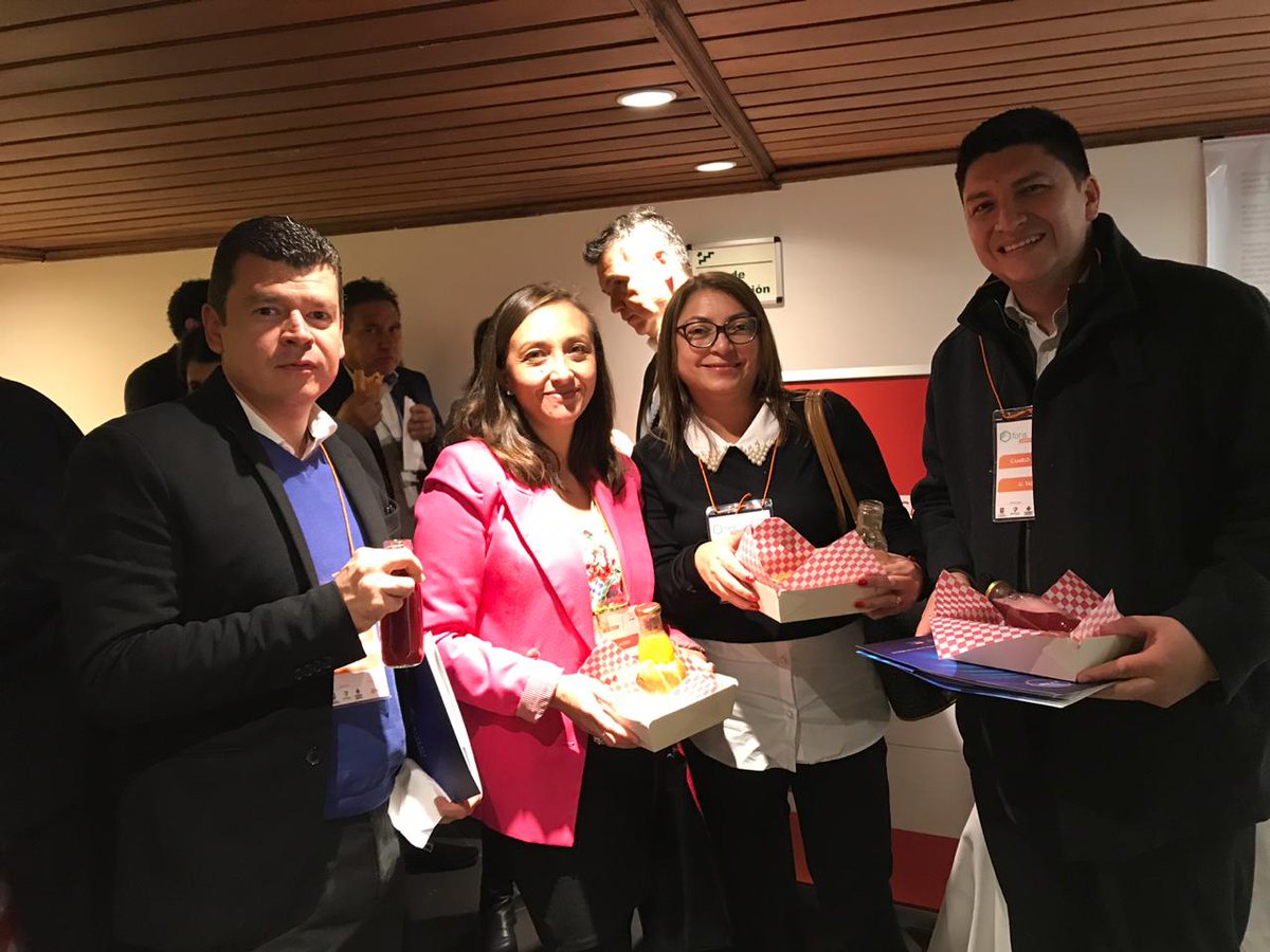 La Pontificia Universidad Javeriana presente en #Forisxperience compartiendo la experiencia con nuestros #AliadosForis para la transformación digital de sus universidades. #optimización #IES #Colombia