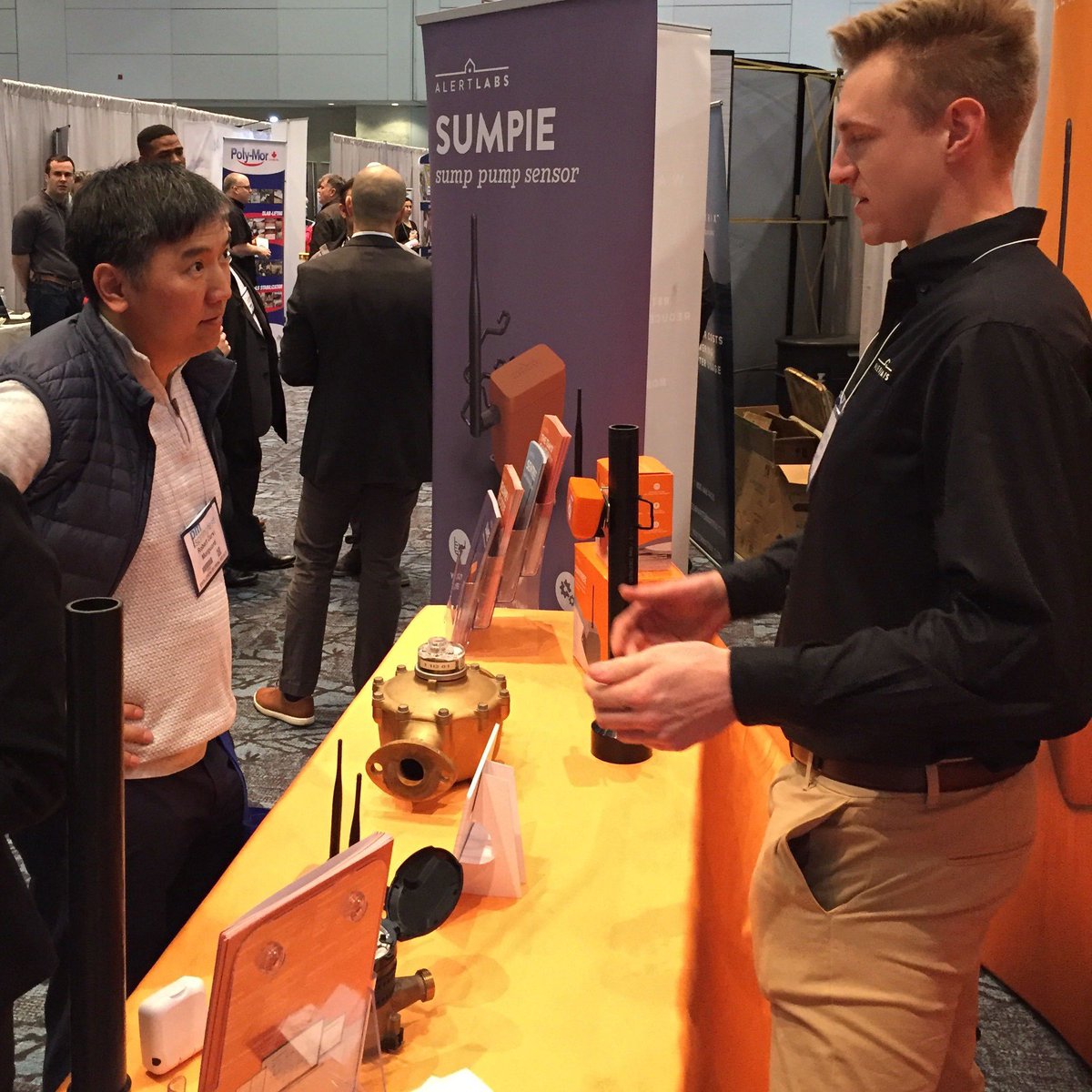 alertlabsinfo's tweet photo. Take smart buildings to the max with Max (and Sumpie) at booth 625 @SpringfestTO #PMSpringfest19 @WaterMatrix #smartbuilding @pm_expo #getsumped https://t.co/SoFDk7Q6qt