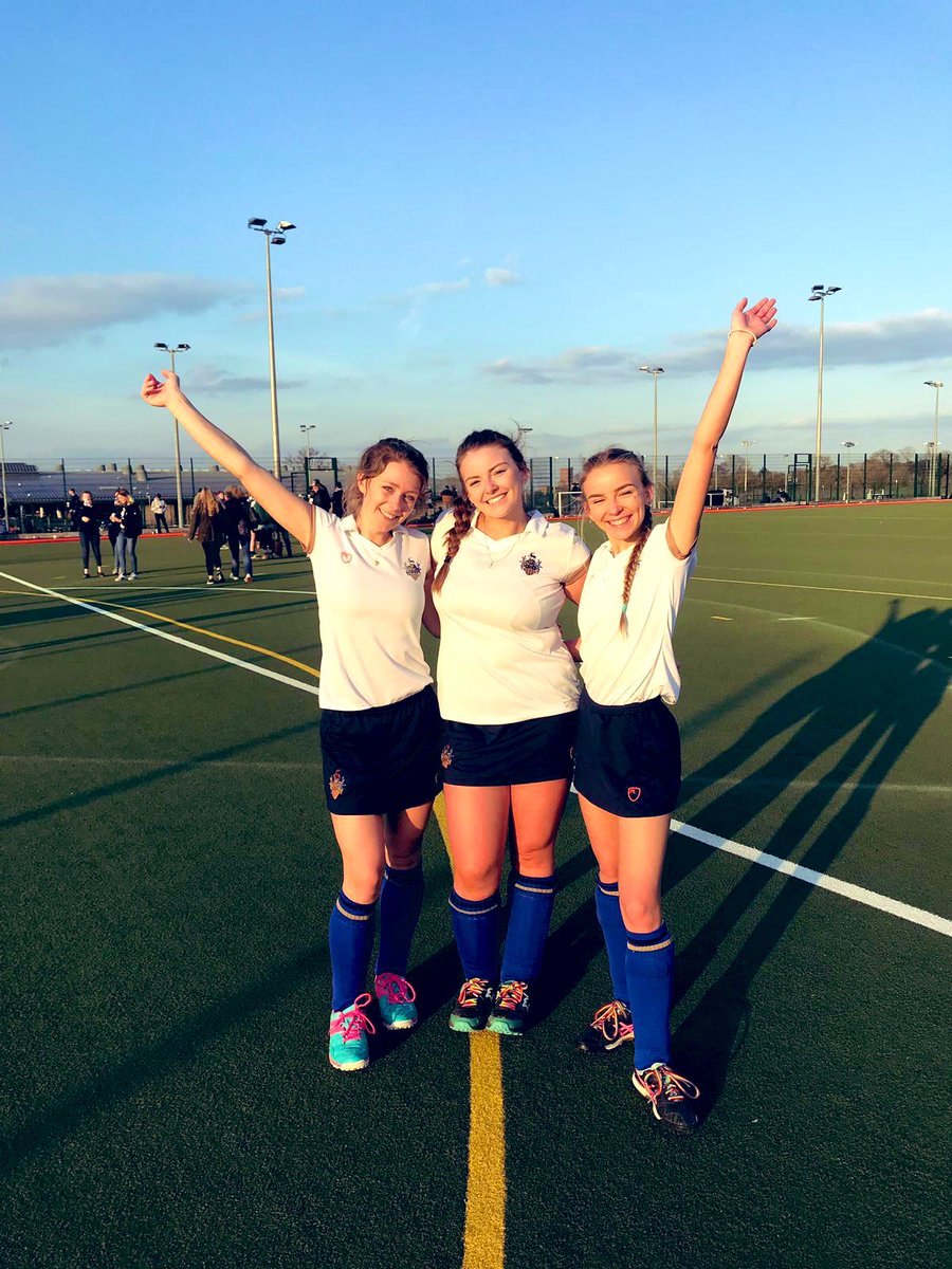 <a href="/PL_Surrey/">PlayMakers Surrey</a> <a href="/PlayerLayer/">PlayerLayer</a> last varsity with my gals 💙💛 #teamsurrey #belong <a href="/UOSHC/">Surrey Uni Hockey</a>