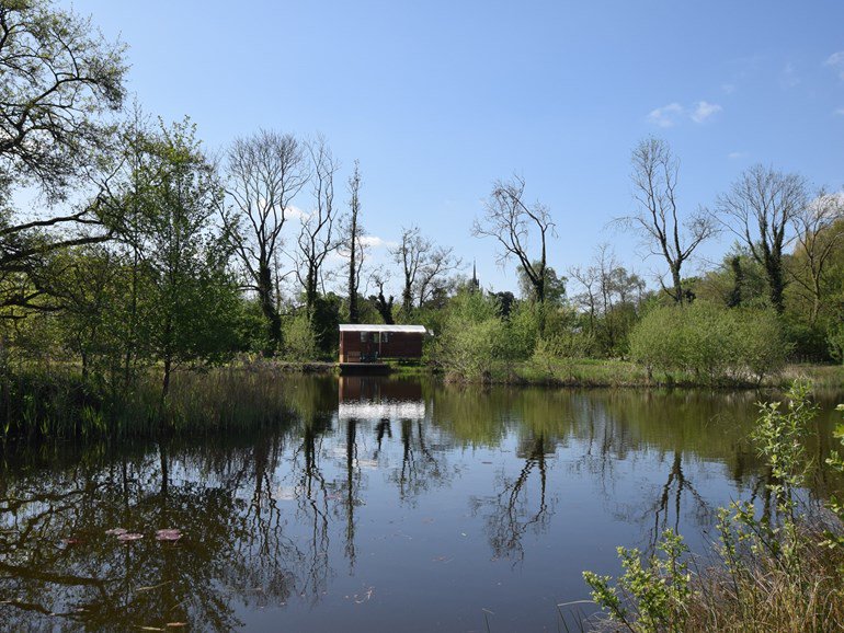 Hook yourself a fin-tastic stay at one of our cottages with fishing on-site or nearby

kettcountrycottages.co.uk/cottages-for-f…

You'll be hook, line and sinker in no time! 🎣