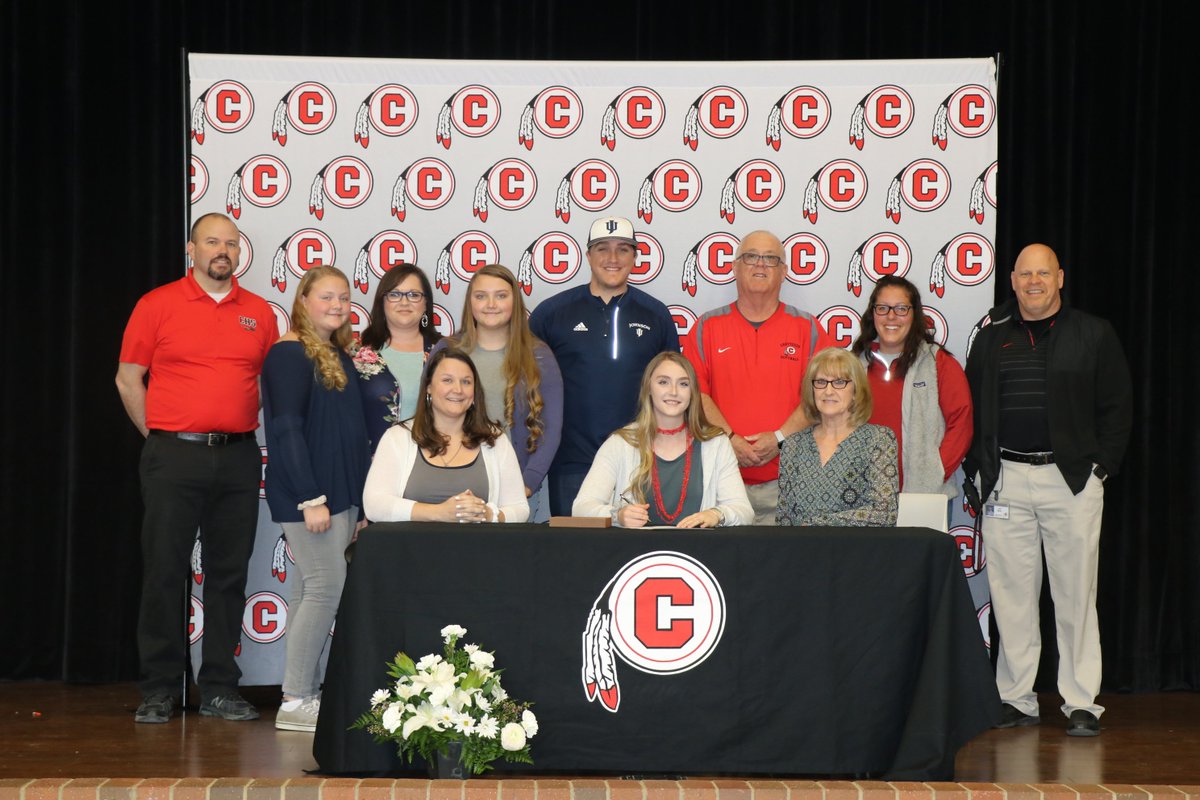 Congratulations to Sydney Marshall on sining a softball scholarship with Johnson University in Knoxville, TN. 🥎 #onetribe #tribepride #ATD