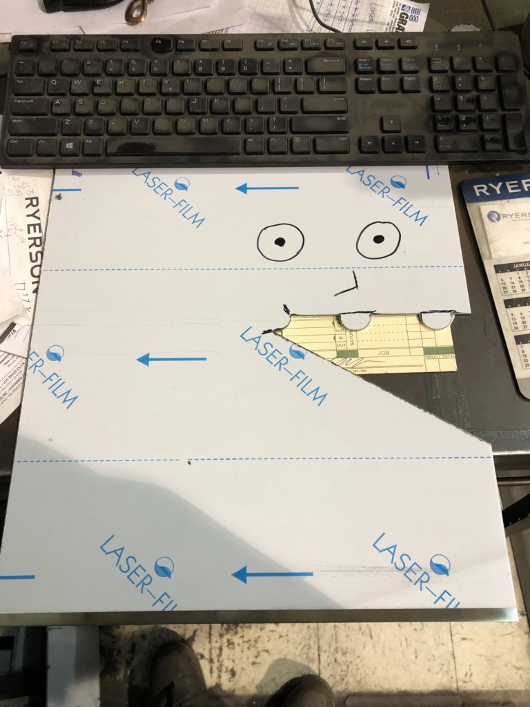 Brian_Sabre's tweet photo. This is what happens when you’re at work, but still have the mind of a child. #boredatwork #wonderingmind #whatisanadult https://t.co/X0VJHkXFFl