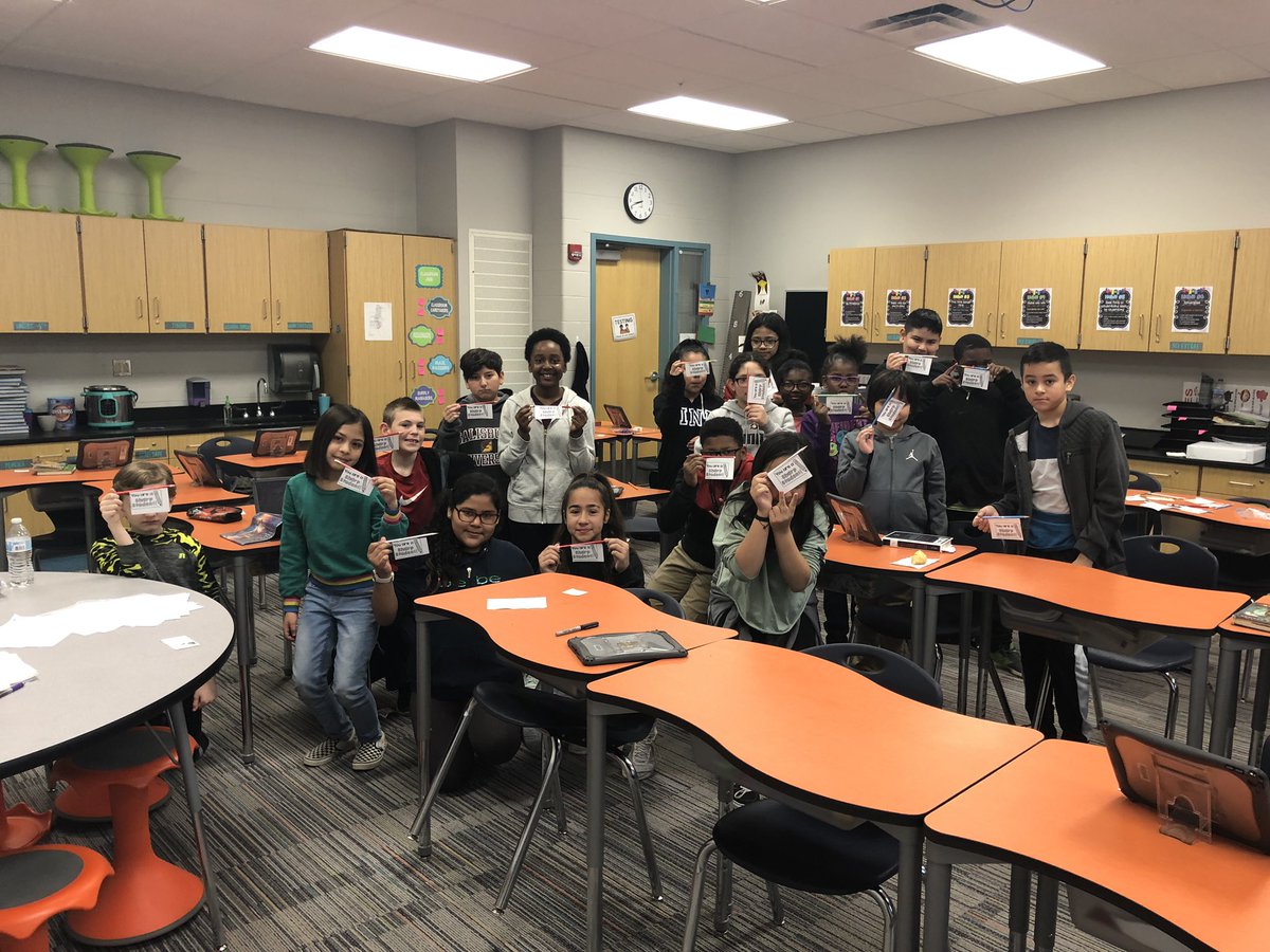 mshunt512's tweet photo. @DeSantos_Andrea thanks so much for supporting the fifth graders during our testing! We appreciate you and your Kindergarten class! #testingbuddies #shawanoeproud @shawanoe https://t.co/HXEdvJz6Sd