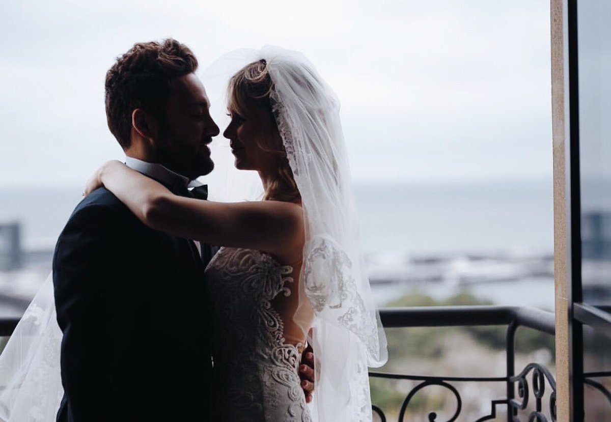 FSBaku's tweet photo. #weddingwednesday is a nice reason for @FSBaku to share with you endless love of this beautiful couple💕
📸: @roma_gray
#fourseasons #fsweddings #wedding #baku https://t.co/V4r3a7dHTi