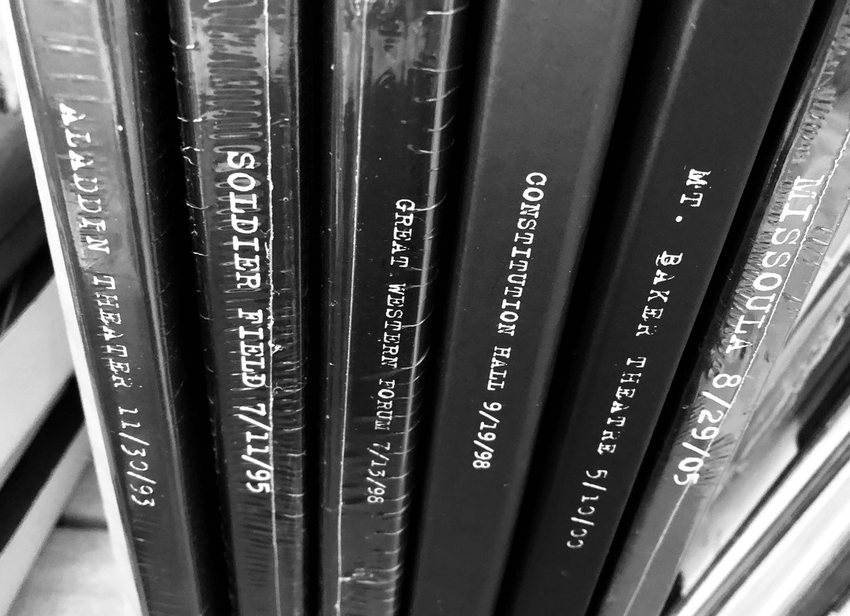 Pearl Jam tweet media