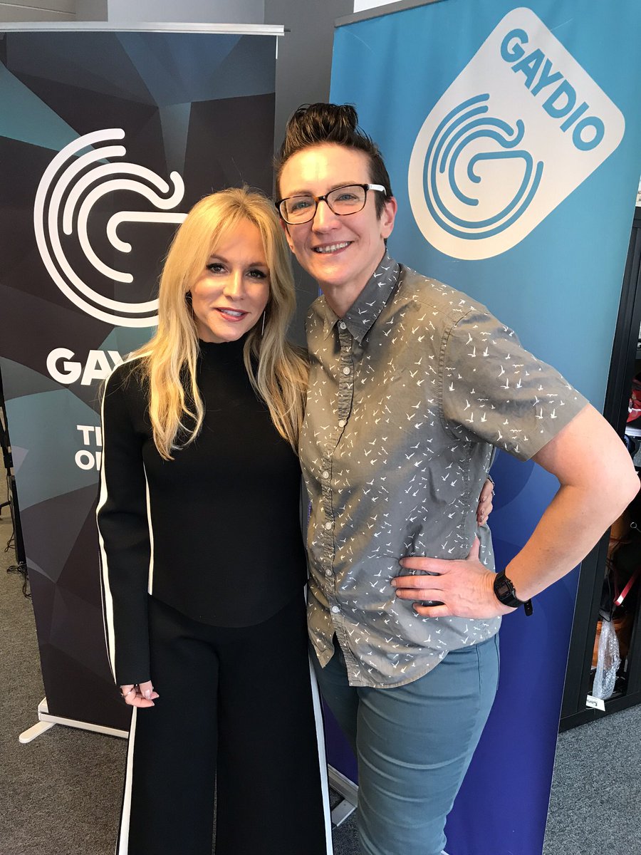 emmagoswell's tweet photo. Join me on @Gaydio till 8pm #humpdayhump coming up and I’ll be joined by all round superwoman @staerox https://t.co/AHCvNQAd42