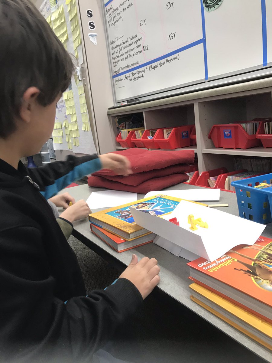 saundersroom's tweet photo. Our Future Engineers! We explored forces and pulls building bridges. #SycRidge #DMUSD https://t.co/0owJj5bCbr