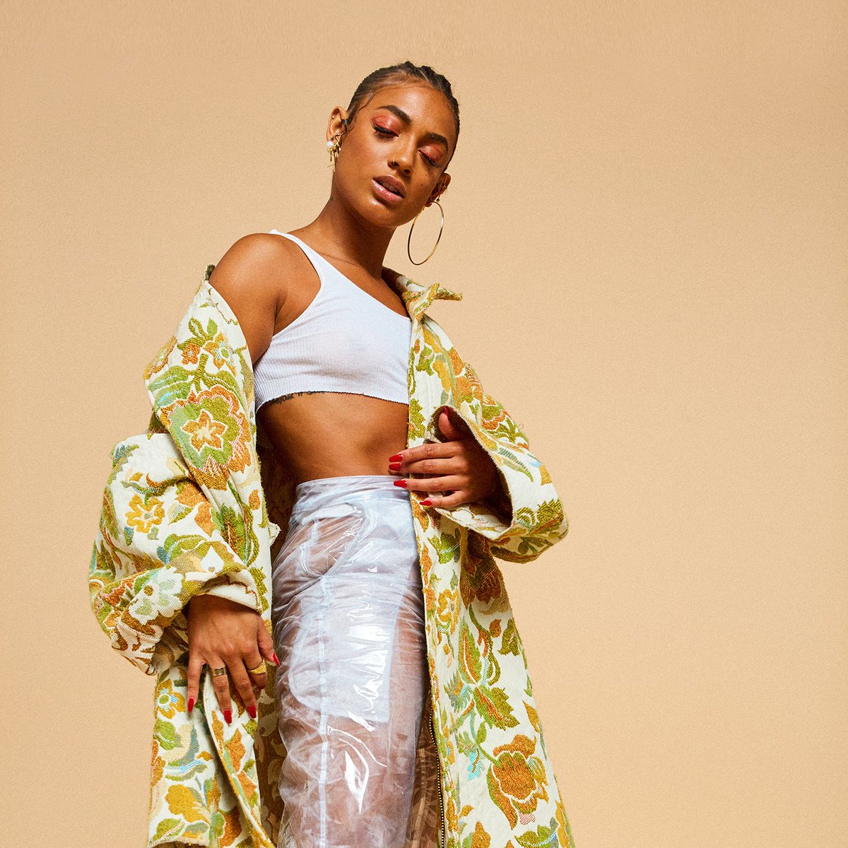 fygufest's tweet photo. The beautifully talented @DaniLeigh is gracing the FYG U main stage at 8PM with her sultry voice and carefree spirit. Get your free tix now! #floridastateuniversity #fsu #Noles #Tallahassee #FYGUfest #fygutour #amazon #danileigh @floridastate @amazon @clubdownunder https://t.co/WpMza093rY