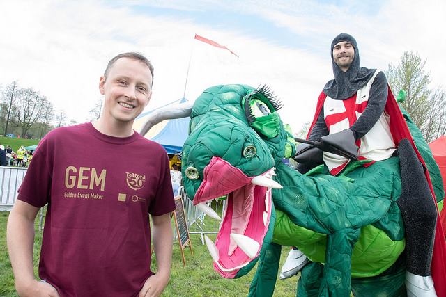 TelfordWrekin's tweet photo. Want to have fun &amp; make a difference? Join our Golden Event Makers team! Following on from the success of #Telford50 , we are extending our GEMs volunteering programme! Spring Into St Georges &amp; Telford Balloon Fiesta events need your help! Email get.involved@telford.gov.uk https://t.co/DO1eo3xOyG