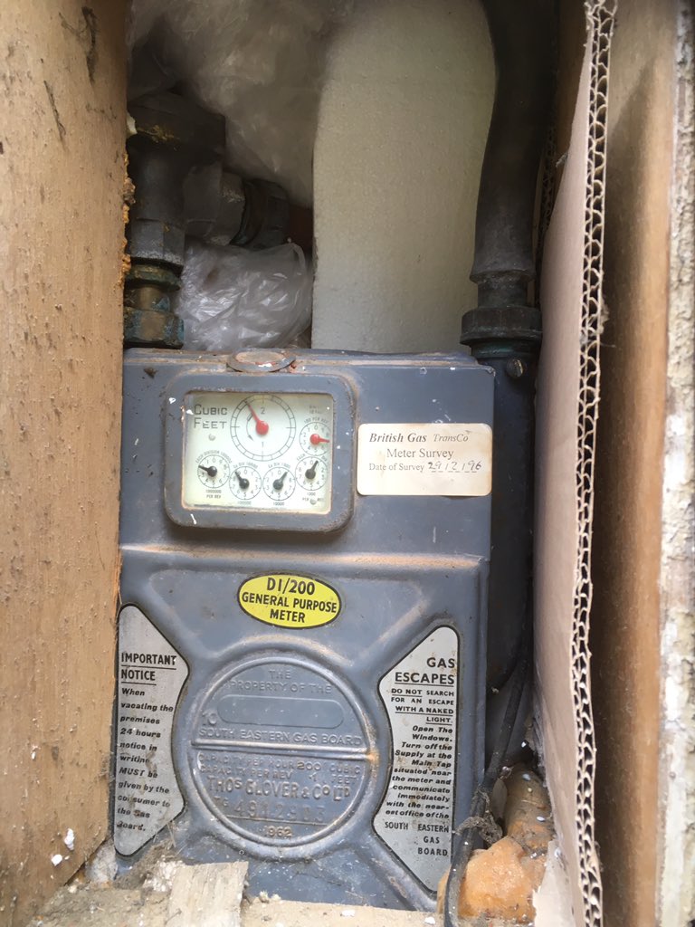 paulob19's tweet photo. Does anyone know how to do a tightness test on these new smart meters?!!ππ#leadconnections #howold #greataccess https://t.co/GAe5jsg6l9